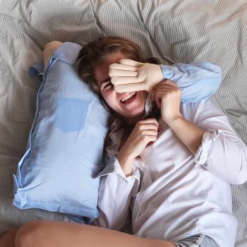 Boyfriend Pillow Origineel - Knuffelkussen - Verzwaarde Arm voor Realistisch Effect - Mannenarm Kussen